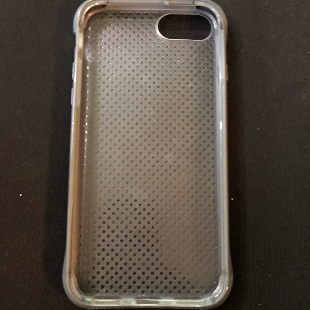 iPhone case - Picture 3 of 5